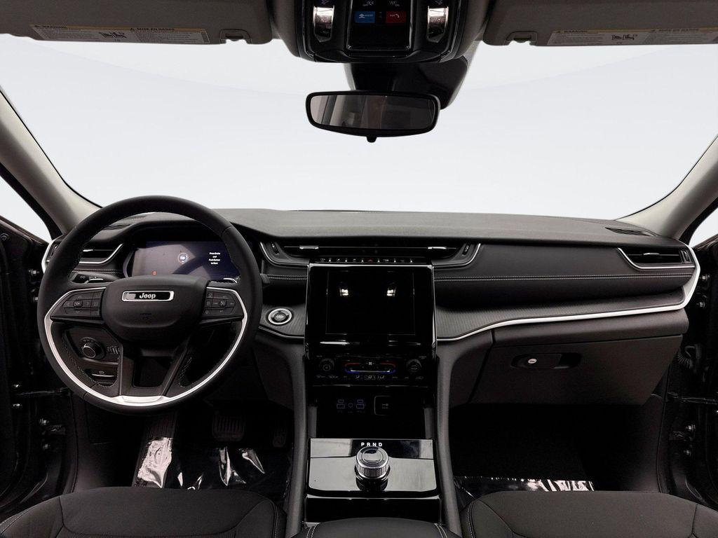 used 2023 Jeep Grand Cherokee L car, priced at $28,299