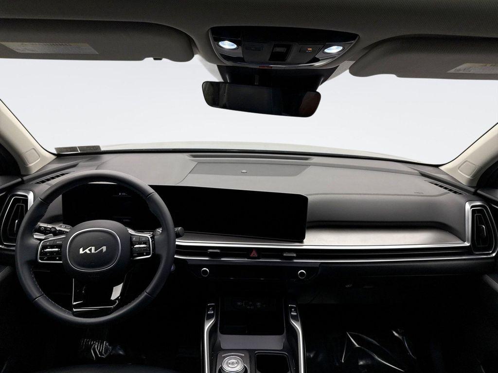 used 2025 Kia Sorento Hybrid car, priced at $37,598