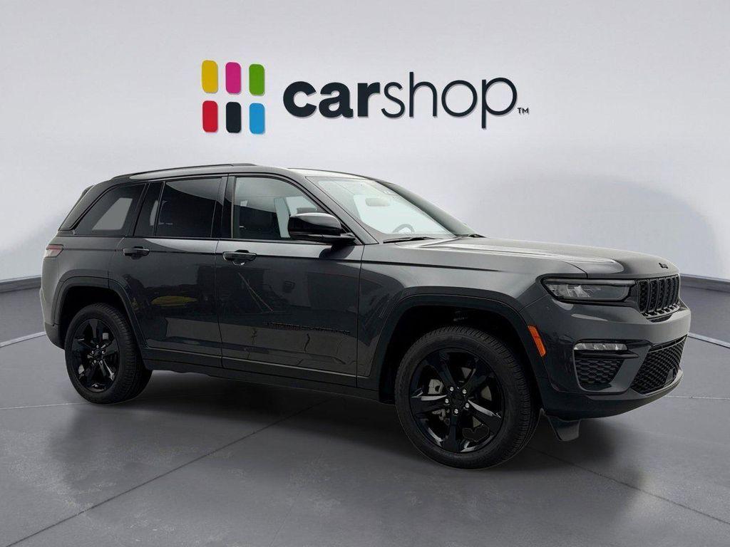 used 2025 Jeep Grand Cherokee car, priced at $42,700