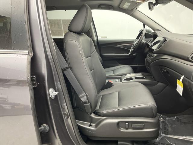 used 2022 Honda Pilot car, priced at $36,199