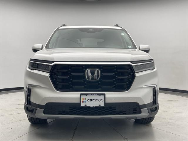 used 2025 Honda Pilot car, priced at $46,900