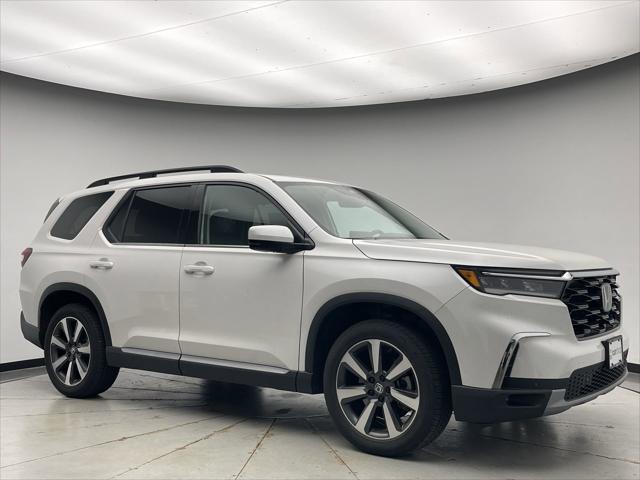 used 2025 Honda Pilot car, priced at $46,900