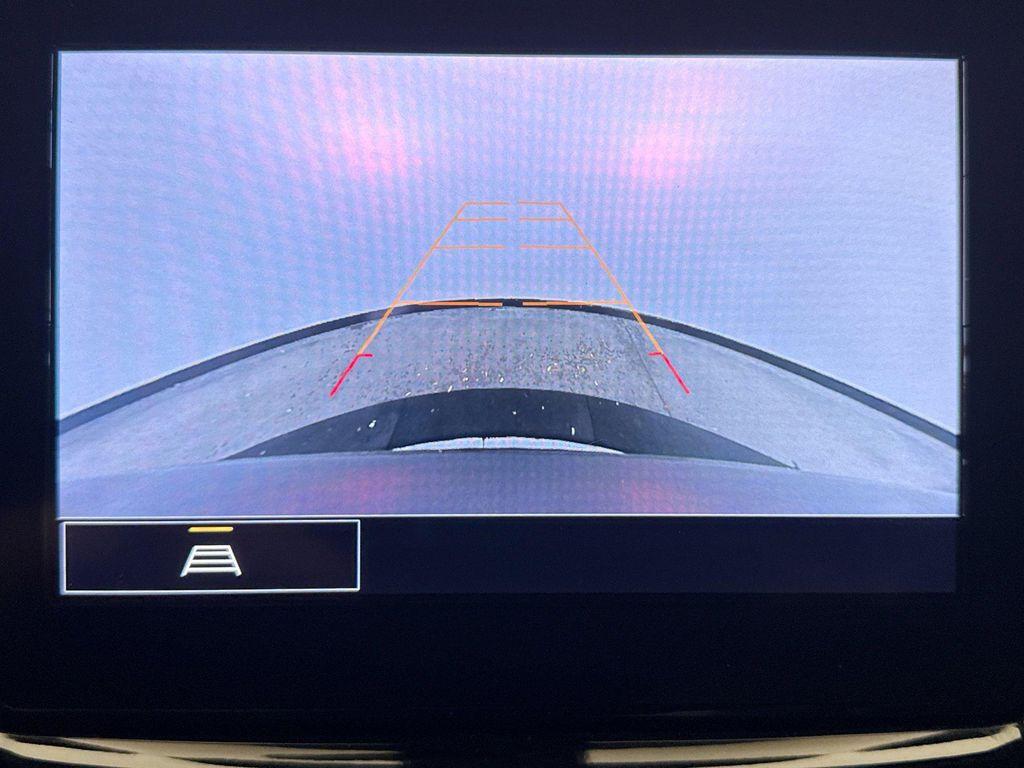 used 2023 Chevrolet Traverse car, priced at $26,946