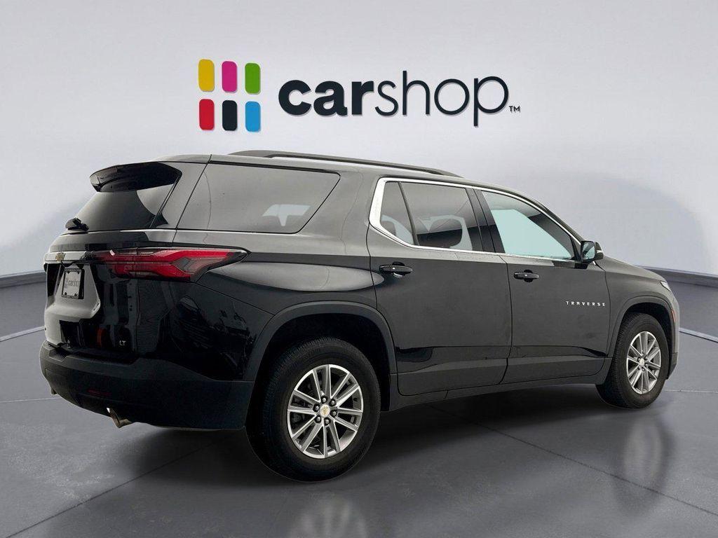 used 2023 Chevrolet Traverse car, priced at $26,946