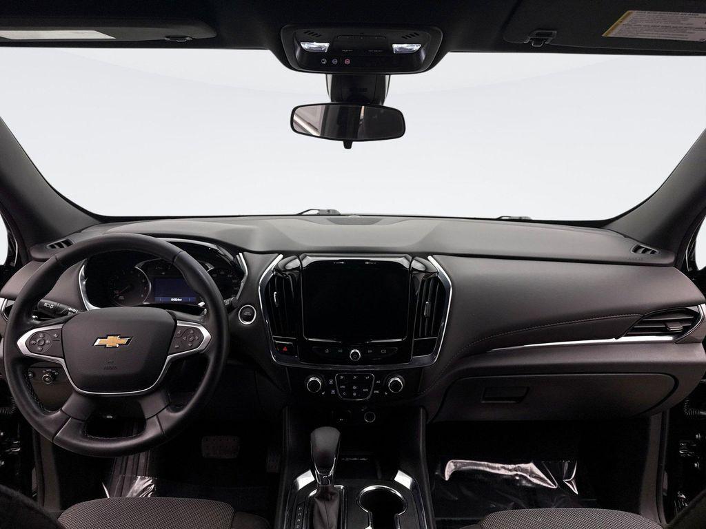 used 2023 Chevrolet Traverse car, priced at $26,946