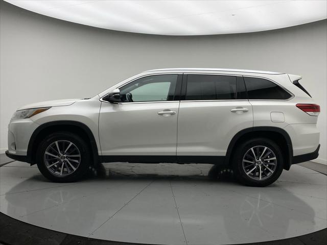 used 2019 Toyota Highlander car, priced at $28,949