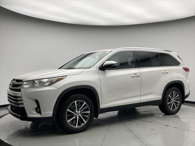 used 2019 Toyota Highlander car, priced at $28,949