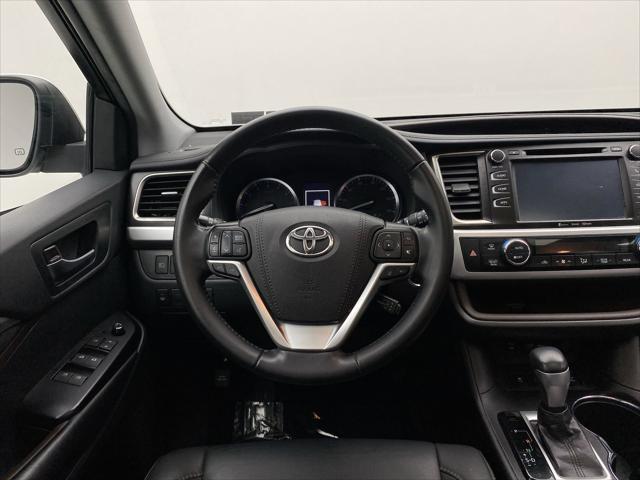 used 2019 Toyota Highlander car, priced at $28,949