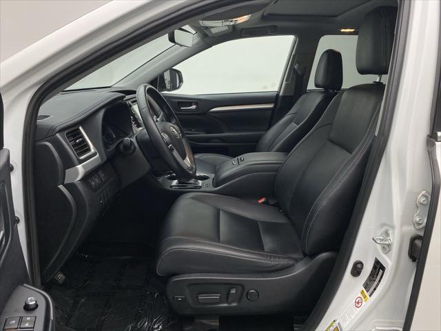 used 2019 Toyota Highlander car, priced at $28,949