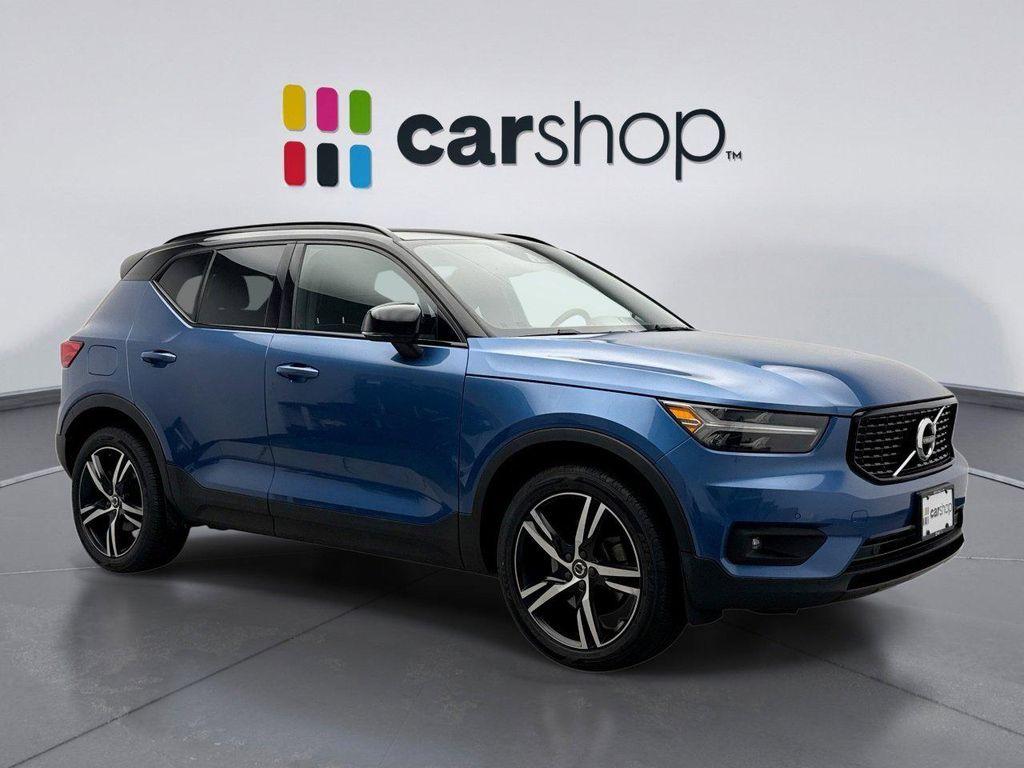used 2021 Volvo XC40 car, priced at $21,946