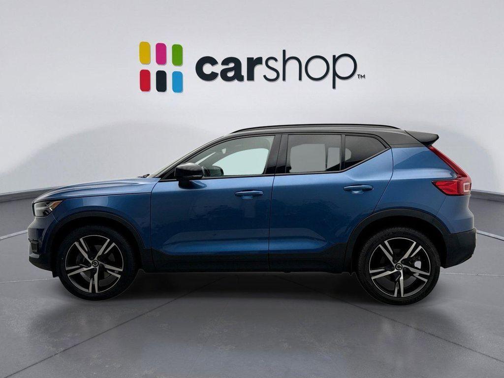 used 2021 Volvo XC40 car, priced at $21,946