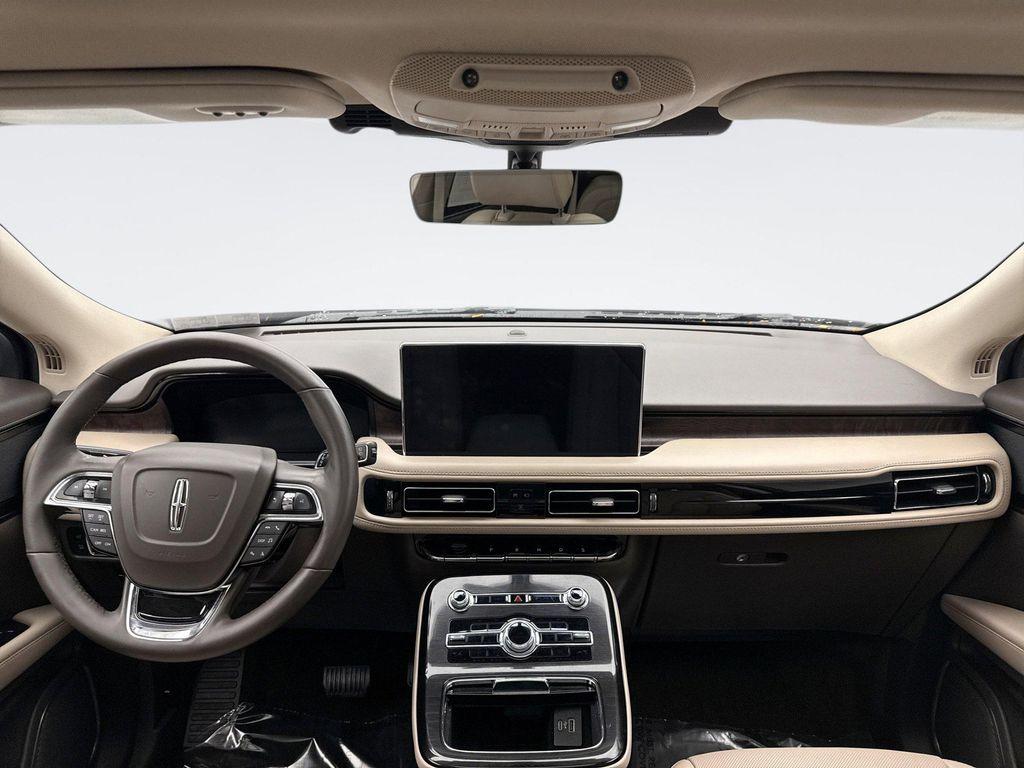 used 2022 Lincoln Nautilus car, priced at $33,298