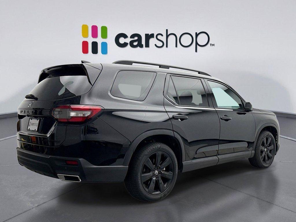 used 2025 Honda Pilot car, priced at $46,600