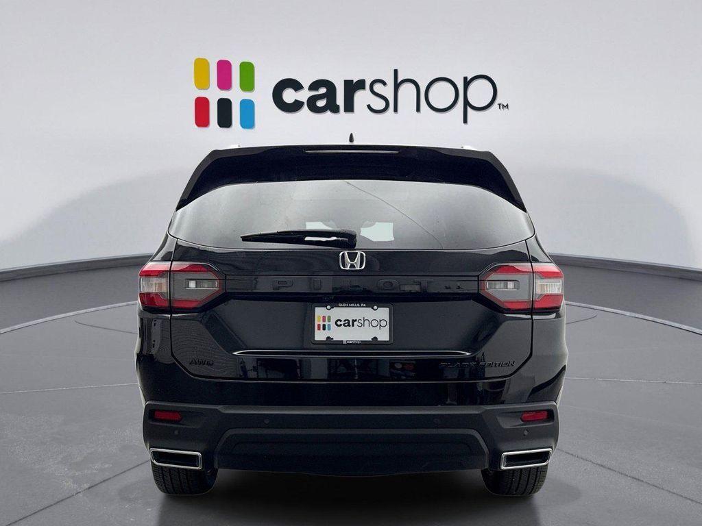 used 2025 Honda Pilot car, priced at $46,600