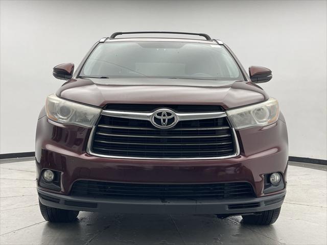 used 2016 Toyota Highlander car, priced at $18,749