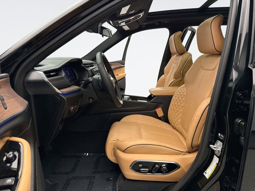used 2023 Jeep Grand Cherokee car, priced at $44,499
