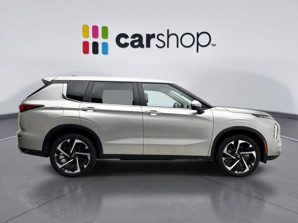 used 2024 Mitsubishi Outlander car, priced at $25,000