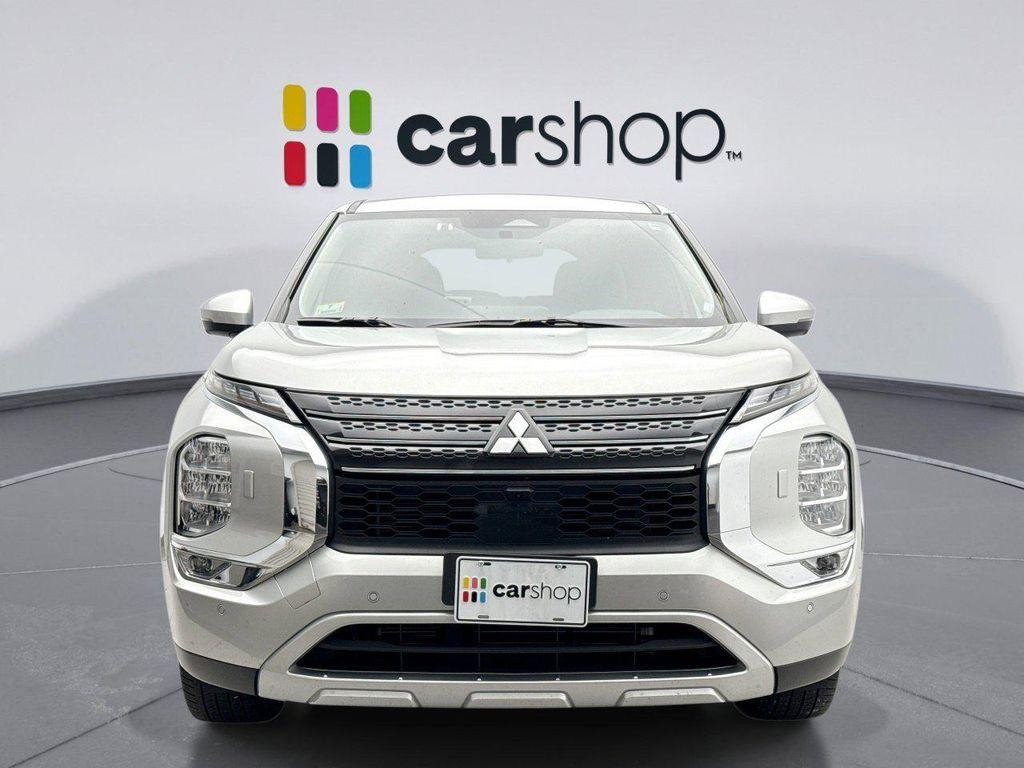 used 2024 Mitsubishi Outlander car, priced at $25,000