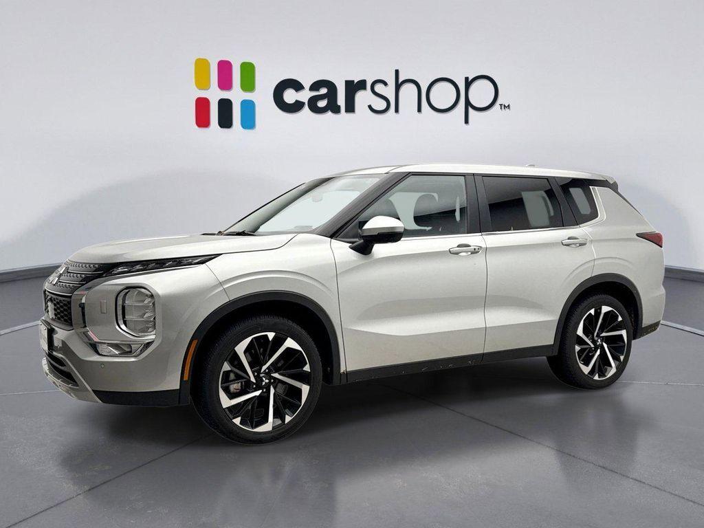 used 2024 Mitsubishi Outlander car, priced at $25,000