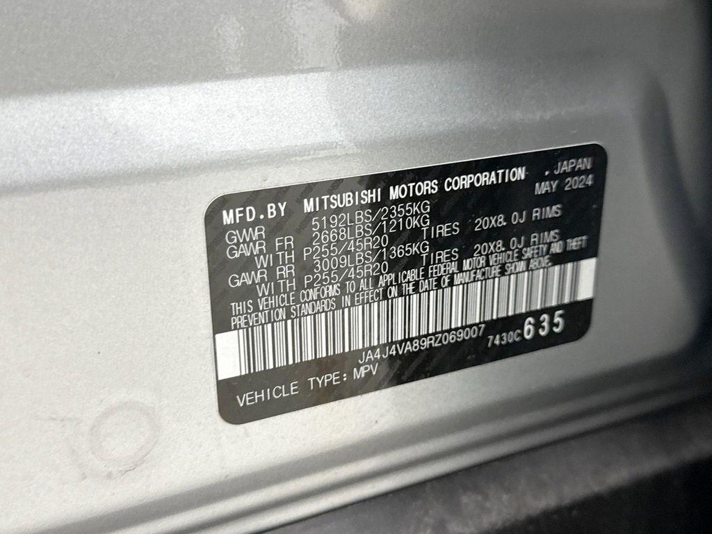 used 2024 Mitsubishi Outlander car, priced at $25,000