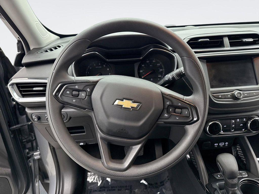 used 2023 Chevrolet TrailBlazer car, priced at $22,200