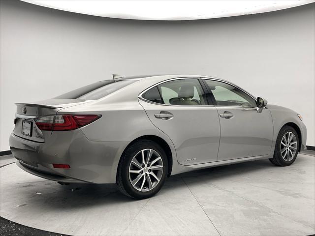 used 2017 Lexus ES 300h car, priced at $22,749