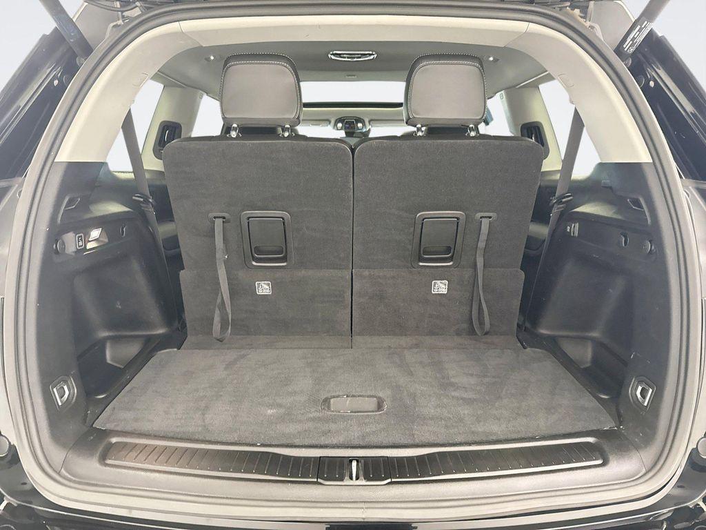 used 2023 Jeep Grand Cherokee L car, priced at $30,999