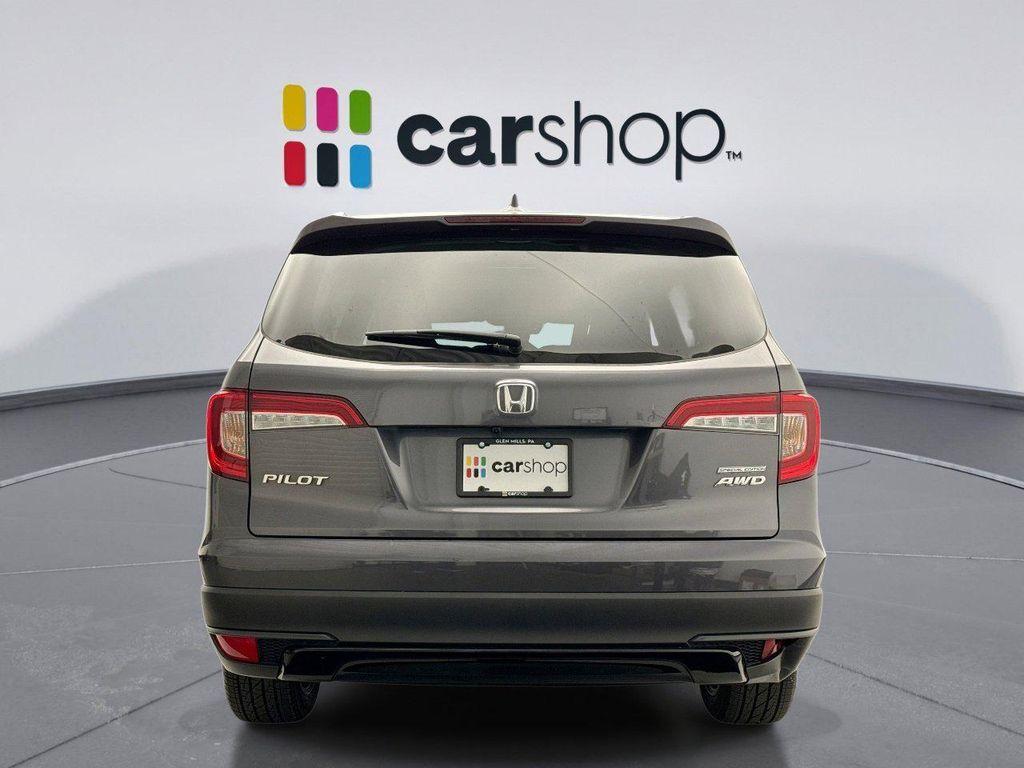 used 2022 Honda Pilot car, priced at $32,100