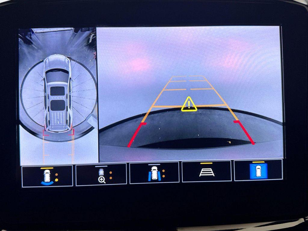 used 2023 Chevrolet Traverse car, priced at $36,800