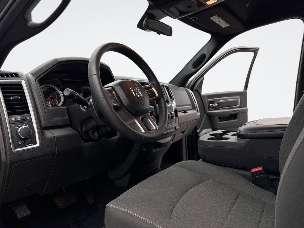 used 2022 Ram 1500 Classic car, priced at $33,500