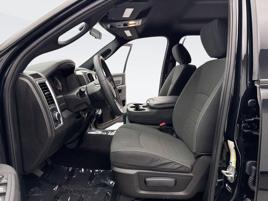 used 2022 Ram 1500 Classic car, priced at $33,500