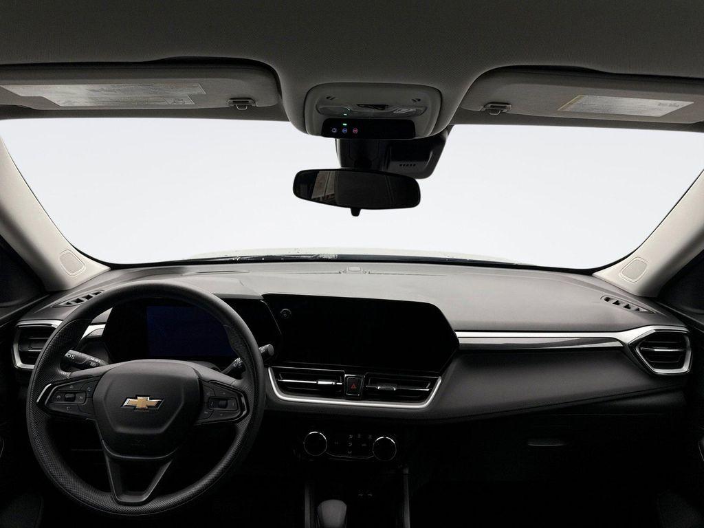 used 2024 Chevrolet TrailBlazer car, priced at $22,498