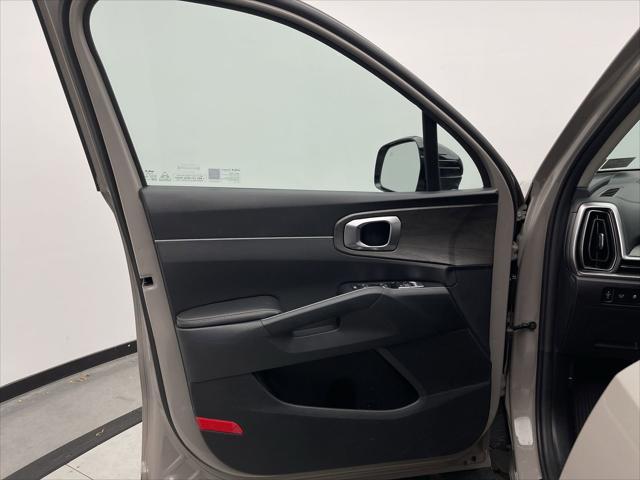used 2024 Kia Sorento car, priced at $38,599