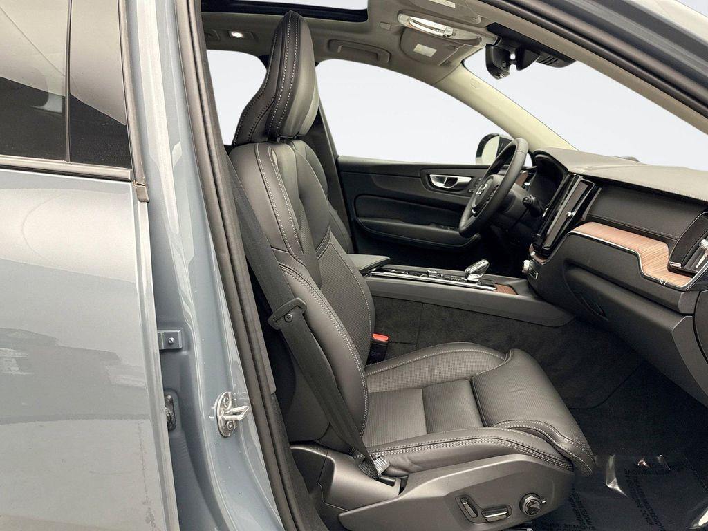 used 2024 Volvo XC60 Recharge Plug-In Hybrid car, priced at $55,698