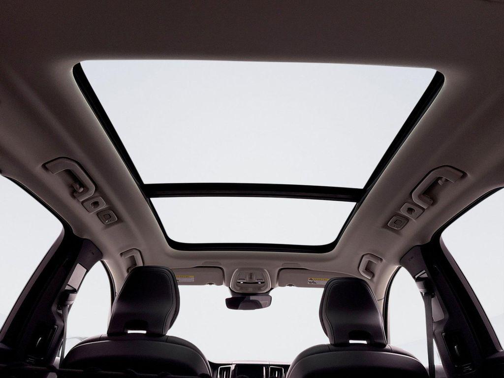 used 2024 Volvo XC60 Recharge Plug-In Hybrid car, priced at $55,698