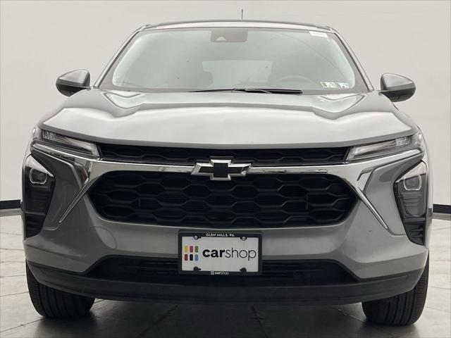 used 2024 Chevrolet Trax car, priced at $22,499