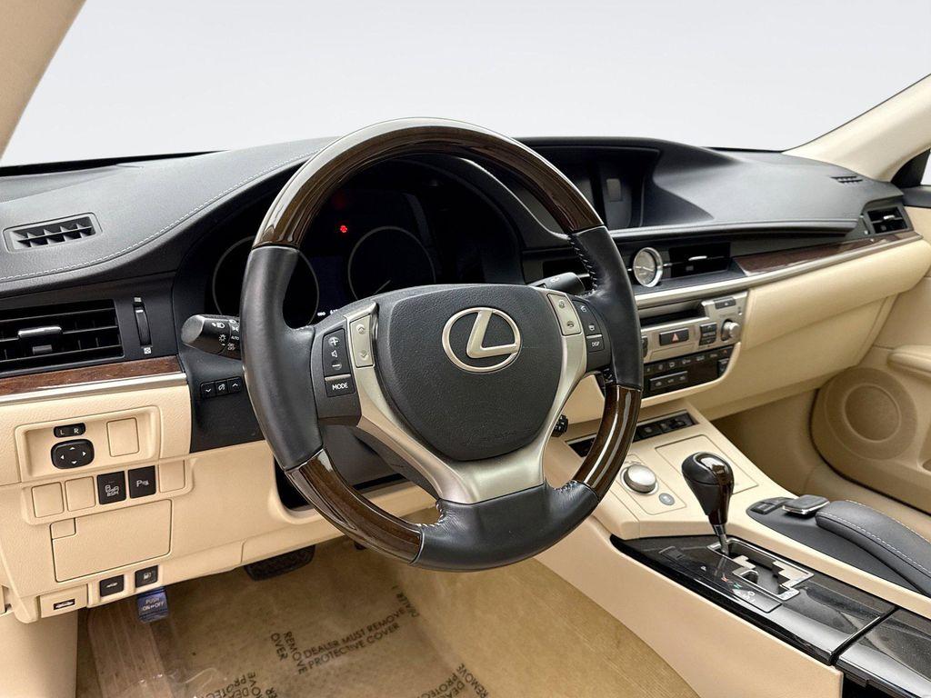 used 2015 Lexus ES 350 car, priced at $19,549