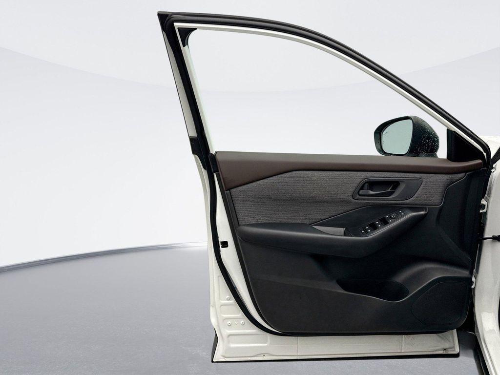 used 2023 Nissan Rogue car, priced at $22,999