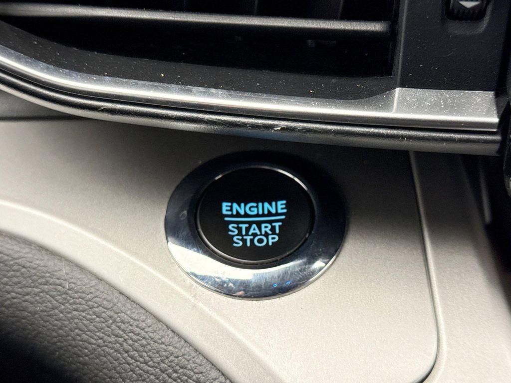 used 2022 Ford Explorer car, priced at $29,799