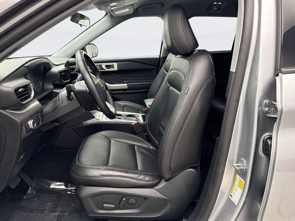 used 2022 Ford Explorer car, priced at $29,799