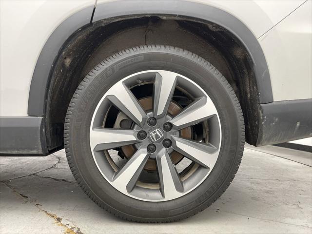 used 2024 Honda Pilot car, priced at $44,899
