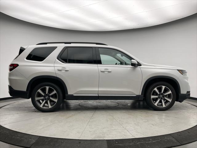 used 2024 Honda Pilot car, priced at $44,899