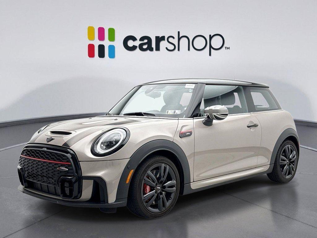 used 2024 MINI Hardtop car, priced at $35,098