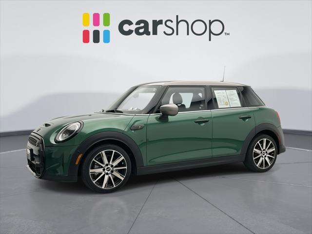 used 2024 MINI Hardtop car, priced at $27,797