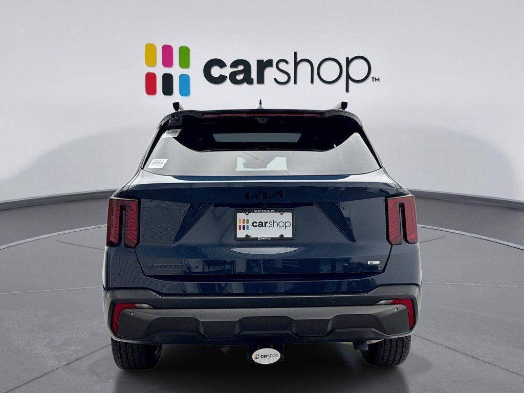 used 2025 Kia Sorento car, priced at $40,099