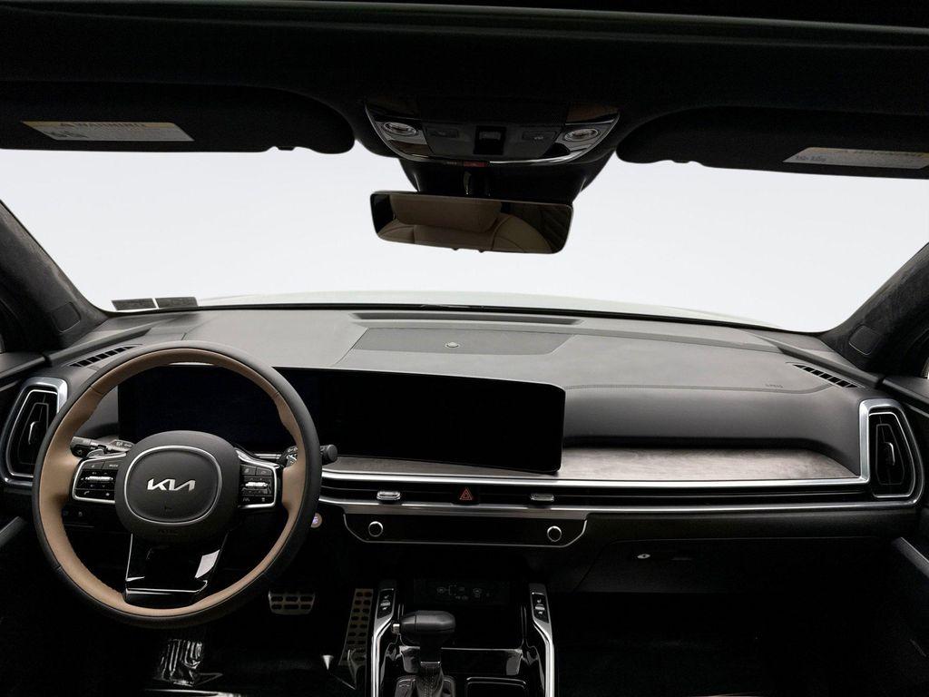 used 2025 Kia Sorento car, priced at $40,099