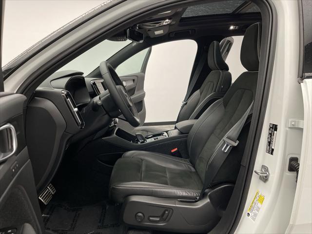 used 2022 Volvo XC40 car, priced at $31,298