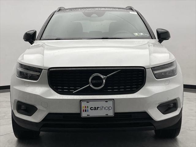 used 2022 Volvo XC40 car, priced at $31,298