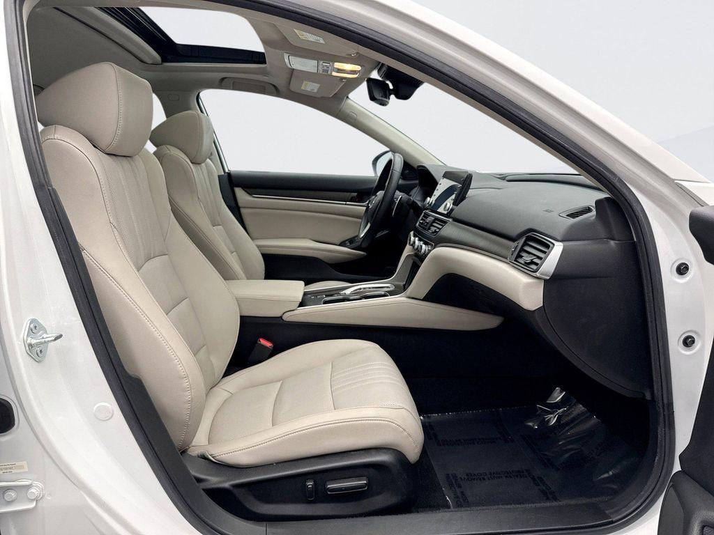 used 2021 Honda Accord Hybrid car, priced at $26,399