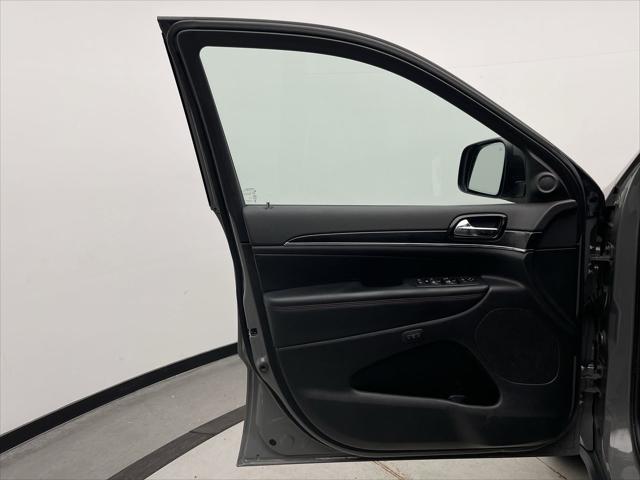 used 2021 Jeep Grand Cherokee car, priced at $29,149